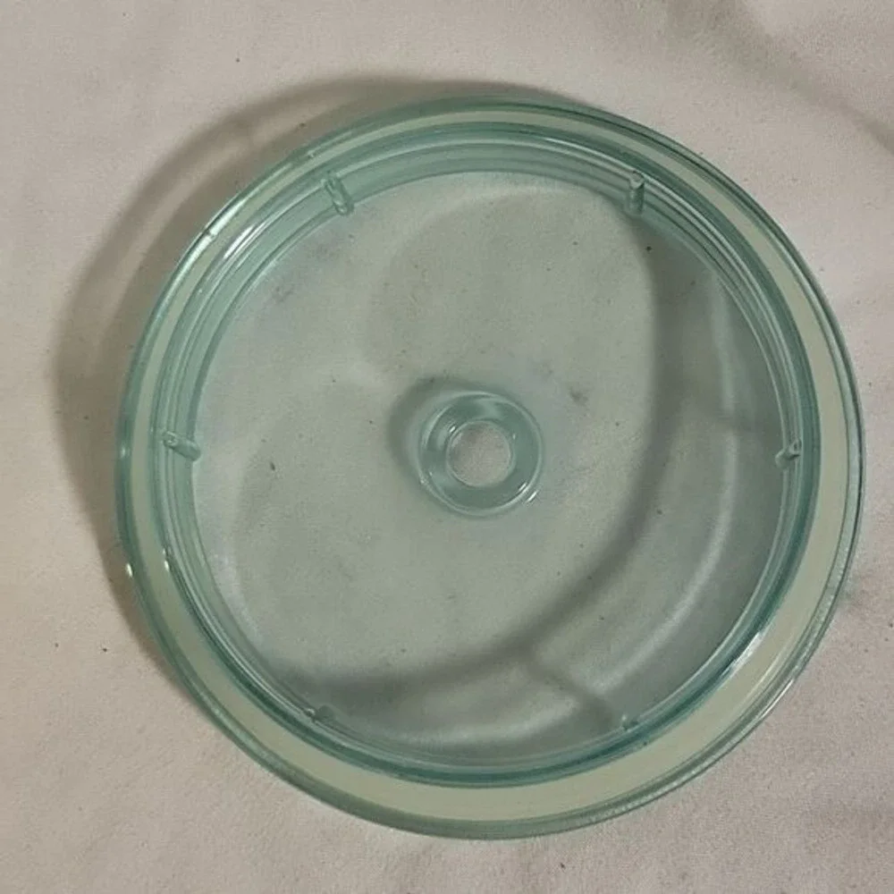 Starbucks Iridescent Tumbler Cold Cup Mermaid‎ Scale Texture 24 fl oz mermaid